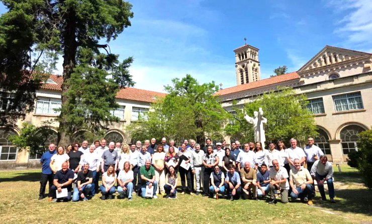 Encuentro Nacional de Ecónomos Diocesanos de la Iglesia Argentina Encuentro Nacional de Ecónomos Diocesanos de la Iglesia Argentina