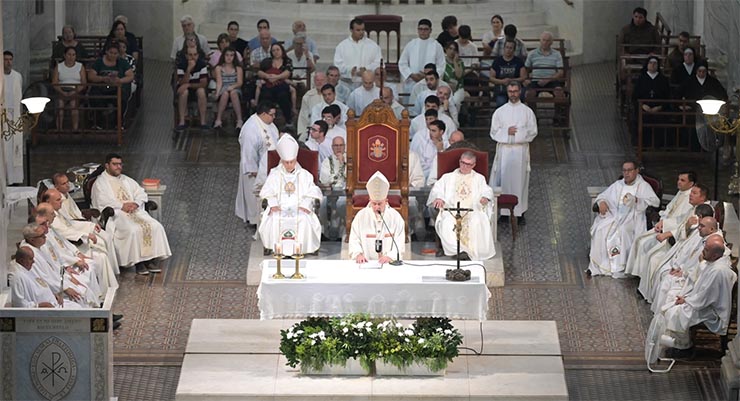 MISA CRISMAL 2026: “Tomados por Él, ungidos y enviados”