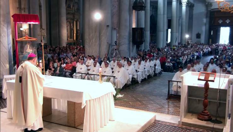La Arquidiócesis celebró a la Virgen del Rosario, su madre y patrona